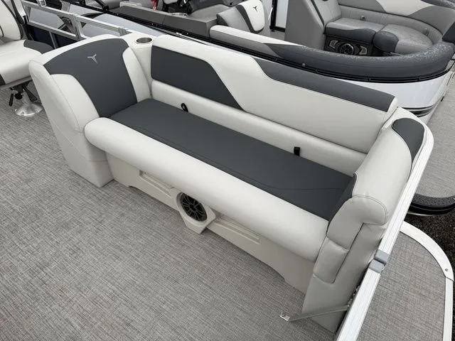 Slide: The Image of Tahoe Sport Quad Lounge - 21 FT 2026 - 5