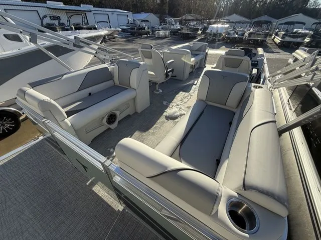 Slide: The Image of Tahoe Sport Quad Lounge - 21 FT 2026 - 10