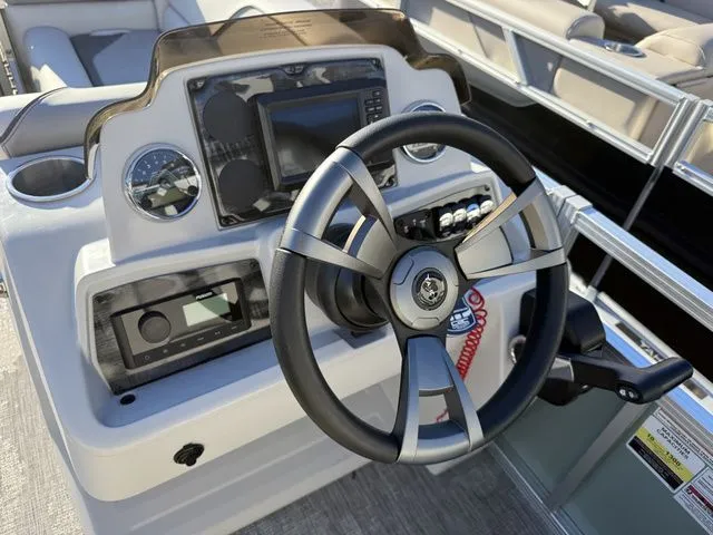 Slide: The Image of Tahoe Sport Quad Lounge - 21 FT 2026 - 7