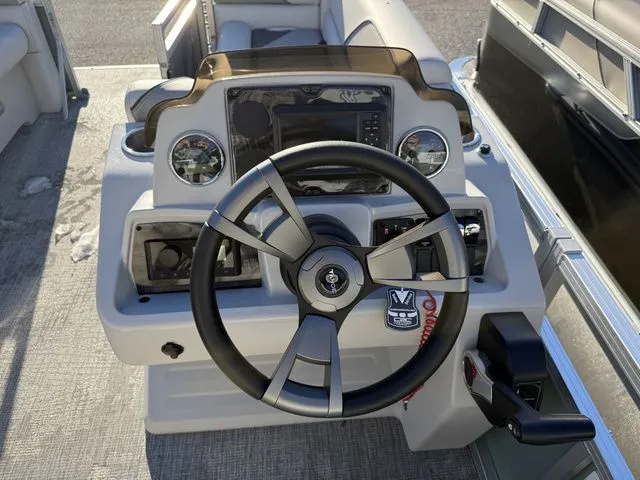 Slide: The Image of Tahoe Sport Quad Lounge - 21 FT 2026 - 8