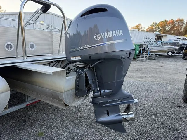 Slide: The Image of Tahoe 2485 DRL 2012 - 13