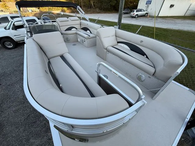 Slide: The Image of Tahoe 2485 DRL 2012 - 3