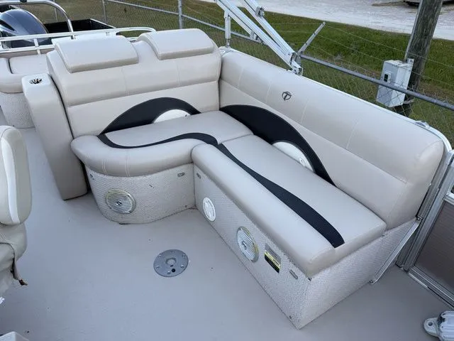 Slide: The Image of Tahoe 2485 DRL 2012 - 5