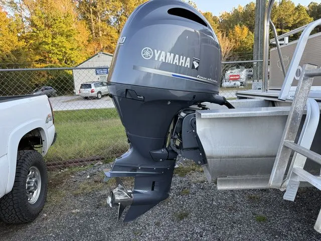 Slide: The Image of Tahoe 2485 DRL 2012 - 9