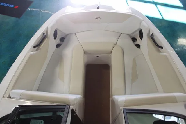 Slide: The Image of MasterCraft NXT22 2024 - 11