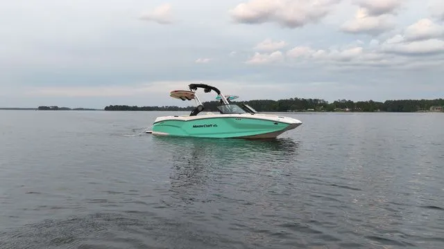 Slide: The Image of MasterCraft NXT22 2024 - 2