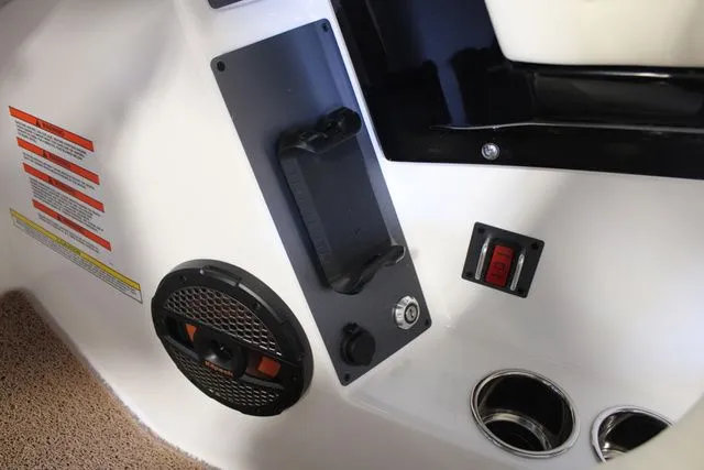 Slide: The Image of MasterCraft NXT22 2024 - 24