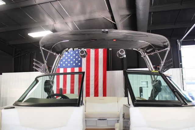 Slide: The Image of MasterCraft NXT22 2024 - 43