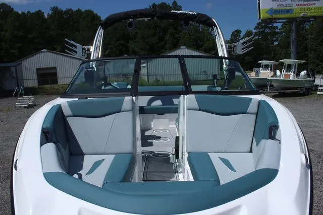 Slide: The Image of MasterCraft NXT 21 2025 - 9