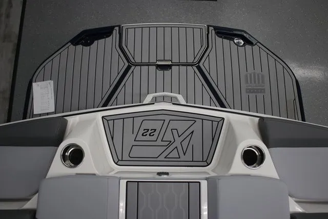 Slide: The Image of MasterCraft XT Series XT22 2025 - 14