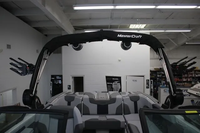 Slide: The Image of MasterCraft XT Series XT22 2025 - 23