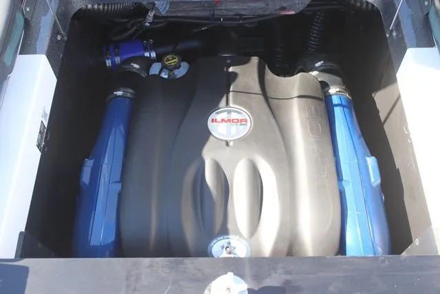 Slide: The Image of MasterCraft XT Series XT24 2025 - 21