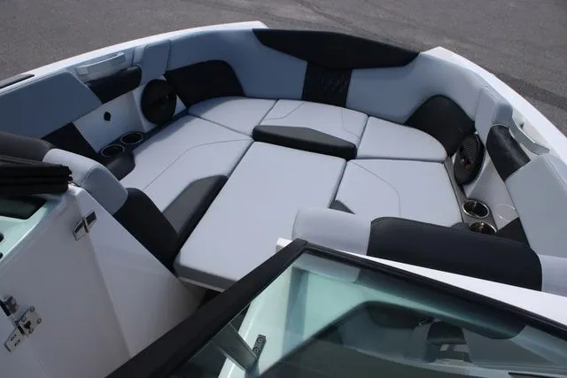 Slide: The Image of MasterCraft XT Series XT24 2025 - 6