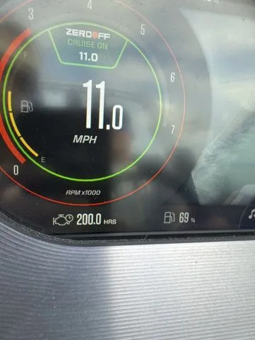 Slide: The Image of MasterCraft XT22 2023 - 17