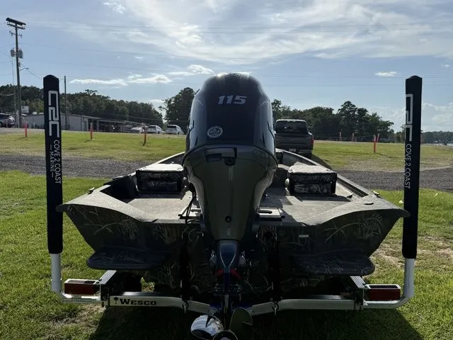 Slide: The Image of War Eagle 961 Blackhawk 2025 - 8