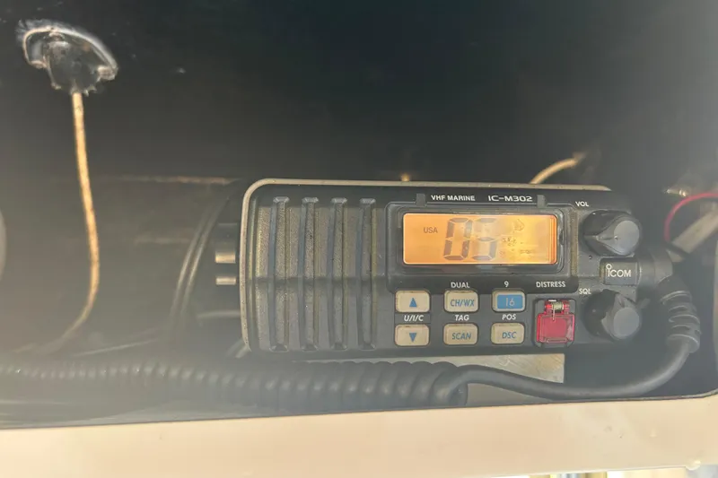 Slide: The Image of VHF marine radio IC-M302 on 2006 Grady-White Fisherman 222 boat dashboard. - 20