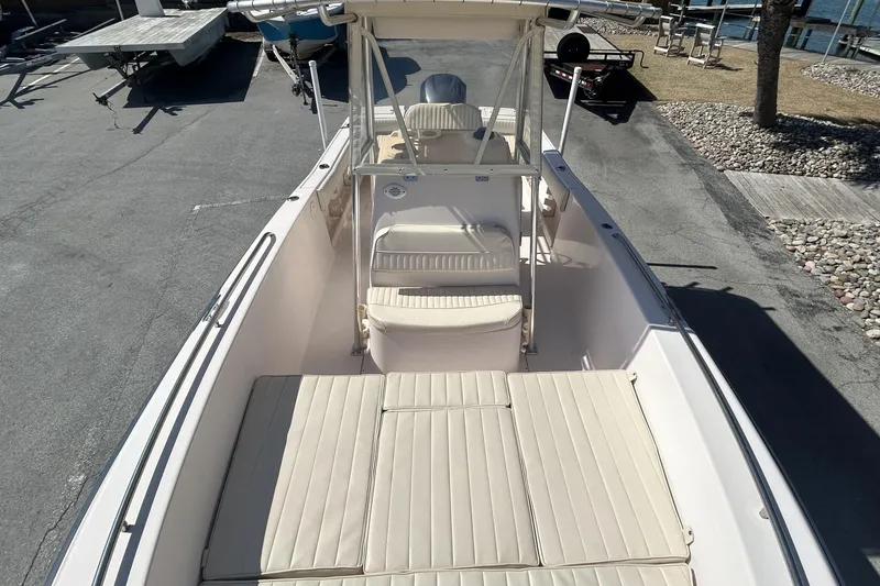 Slide: The Image of 2006 Grady-White Fisherman 222 boat with spacious seating and sleek design. - 28