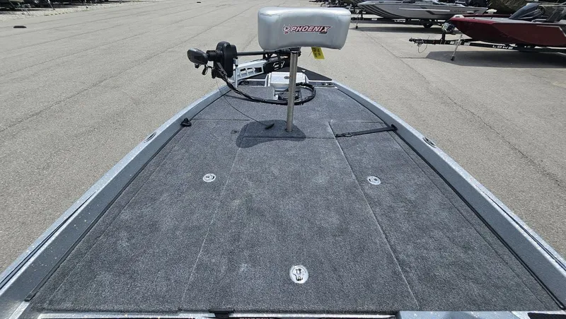 Slide: The Image of Phoenix Bass Boat 721 ZXL 2026 - 26