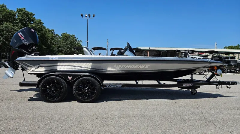 Slide: The Image of Phoenix Bass Boat 721 ZXL 2026 - 33