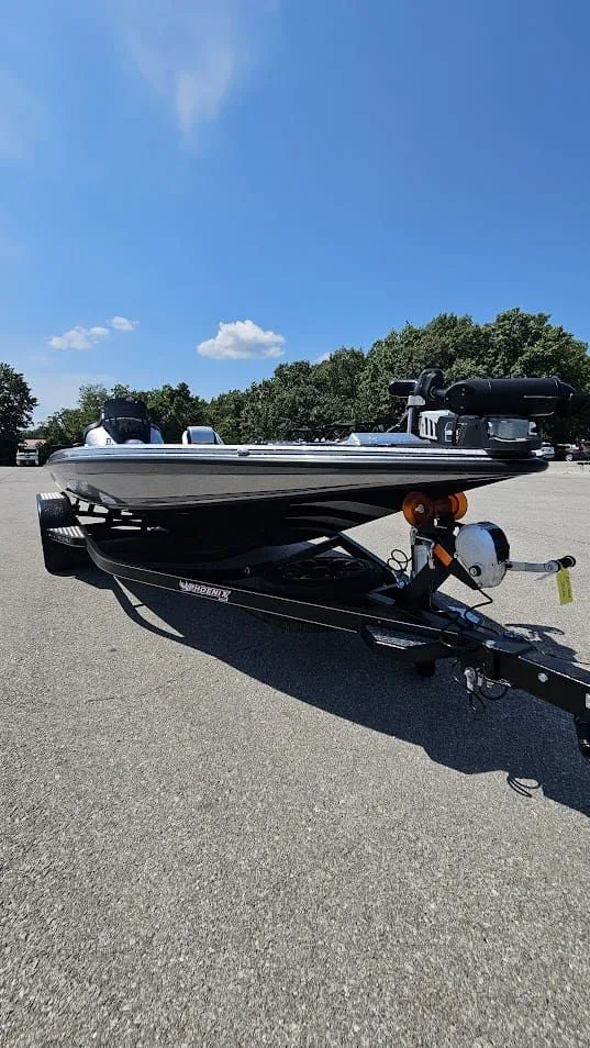 Slide: The Image of Phoenix Bass Boat 721 ZXL 2026 - 41