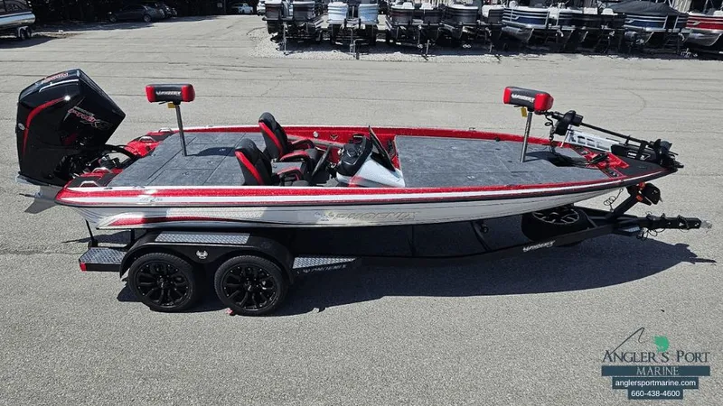 The Image of Phoenix Bass Boat 721 ZXL 2026 - 1