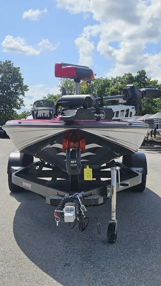 Slide: The Image of Phoenix Bass Boat 721 ZXL 2026 - 11