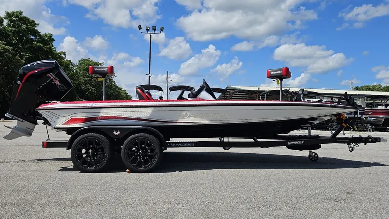 Slide: The Image of Phoenix Bass Boat 721 ZXL 2026 - 4