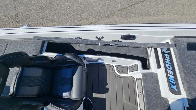 Slide: The Image of Phoenix Bass Boat 921 Elite X 2026 - 19