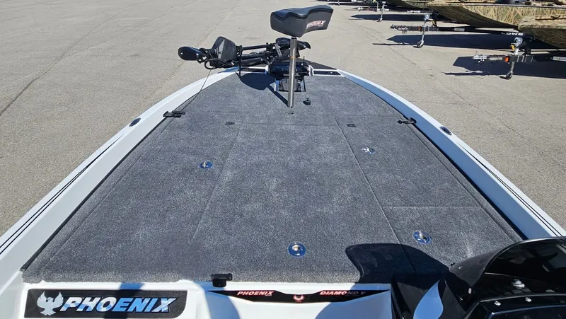 Slide: The Image of Phoenix Bass Boat 921 Elite X 2026 - 24