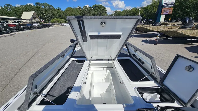 Slide: The Image of Phoenix Bass Boat 921 Elite X 2026 - 25