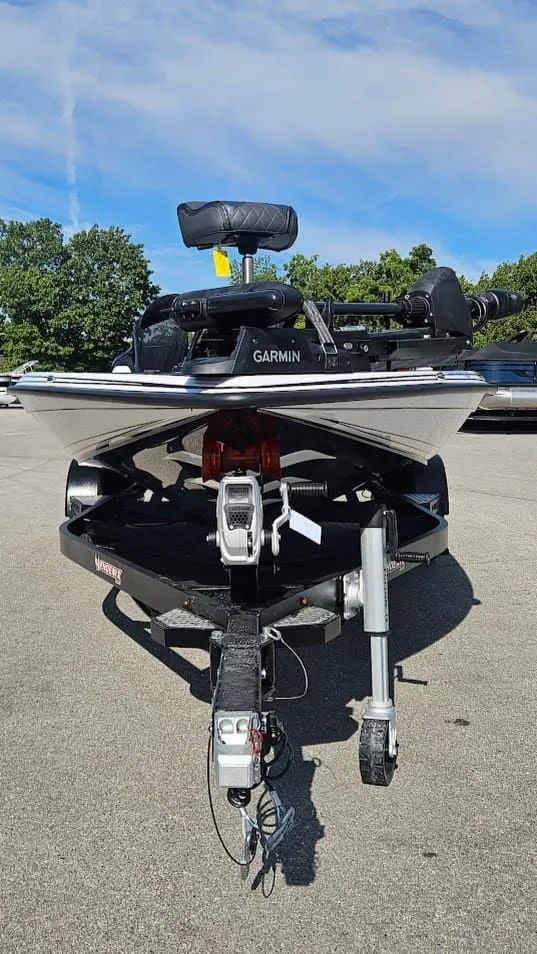 Slide: The Image of Phoenix Bass Boat 921 Elite X 2026 - 34