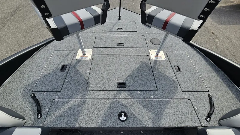 Slide: The Image of Lowe Sport Deck 224 2026 - 24