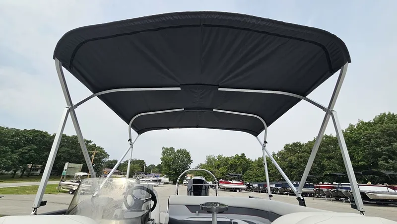 Slide: The Image of Lowe Sport Deck 224 2026 - 30