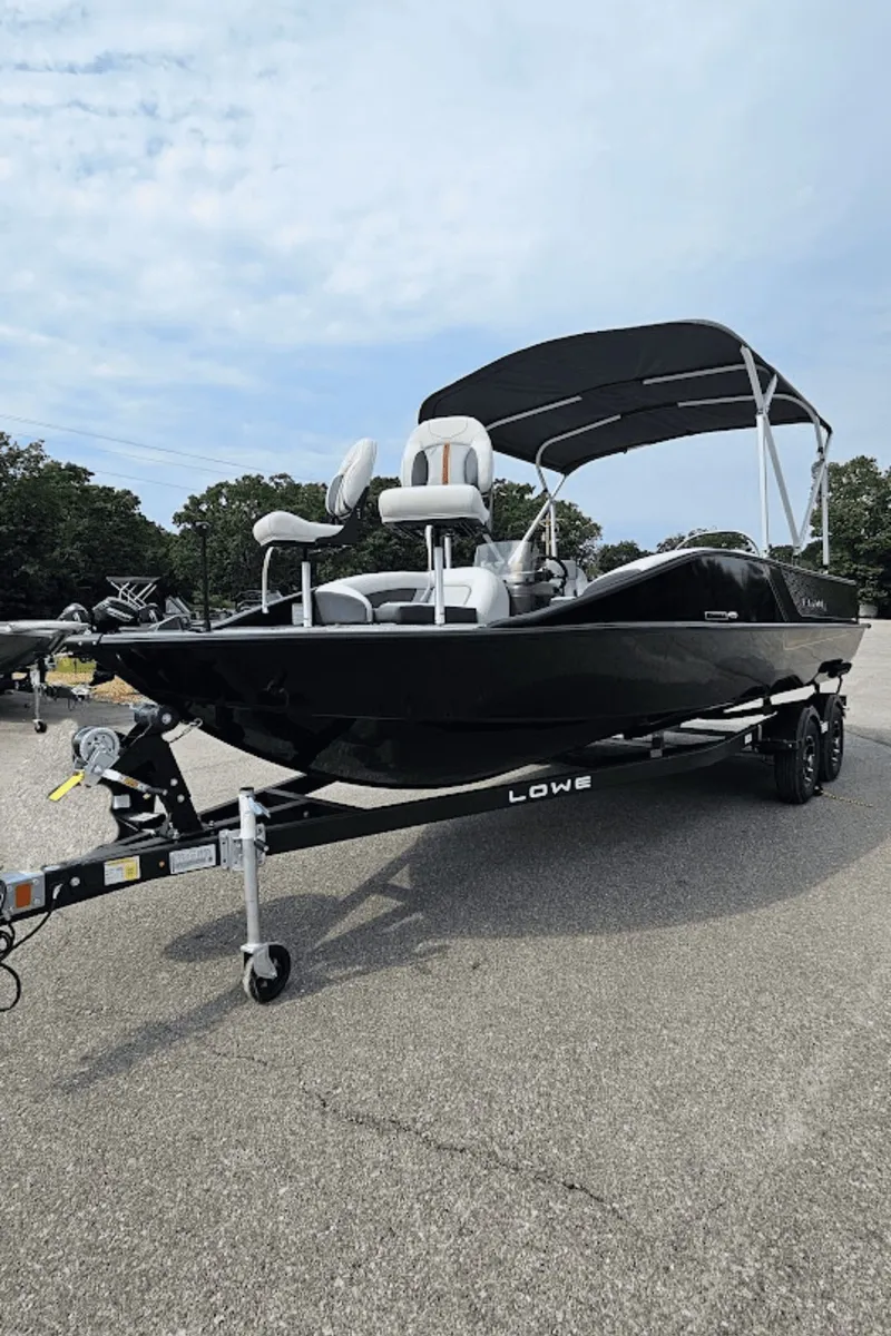 Slide: The Image of Lowe Sport Deck 224 2026 - 6