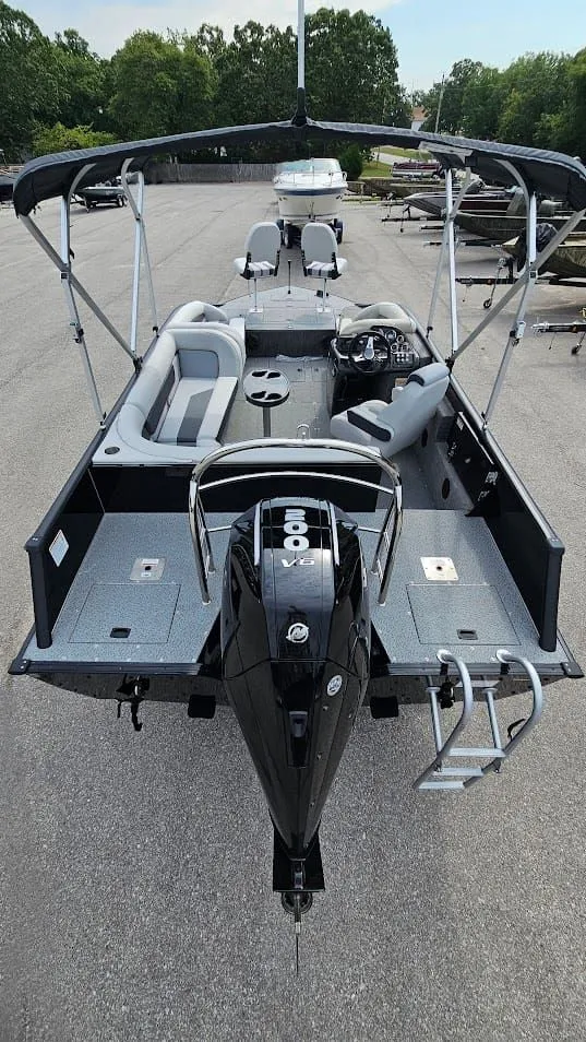 Slide: The Image of Lowe Sport Deck 224 2026 - 9