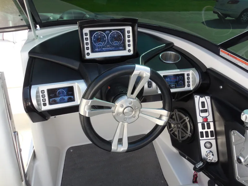 Slide: The Image of MasterCraft XStar 2014 - 8