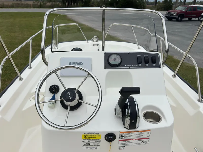 Slide: The Image of Boston Whaler 150 Montauk 2024 - 3