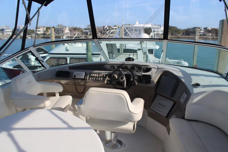 Slide: The Image of Carver Yachts 450 Voyager Pilothouse 2000 - 11