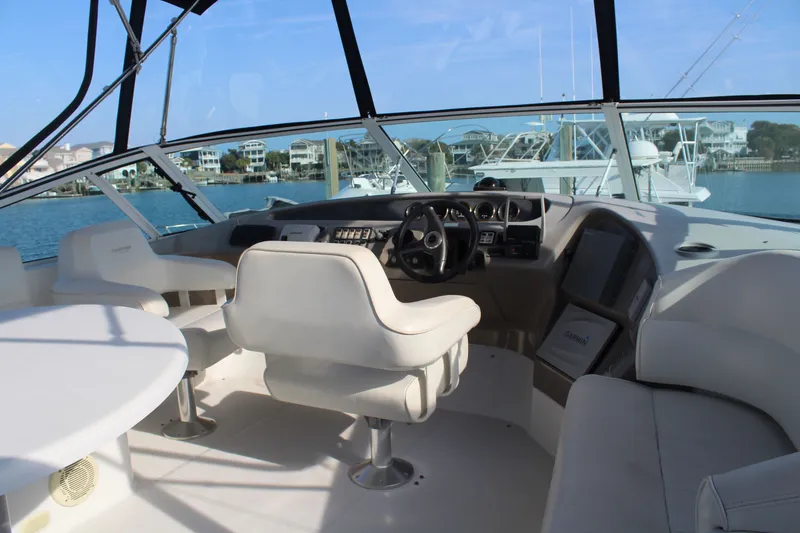Slide: The Image of Carver Yachts 450 Voyager Pilothouse 2000 - 9