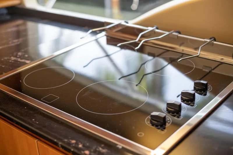 Slide: The Image of Stovetop on Azimut 62E yacht, year 2009. - 28