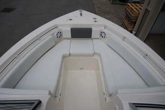 Slide: The Image of Cobia 220 Dual Console 2026 - 22