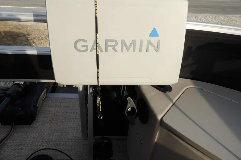 Slide: The Image of Garmin device on 2018 Bennington 23SF boat dashboard, close-up view. - 16