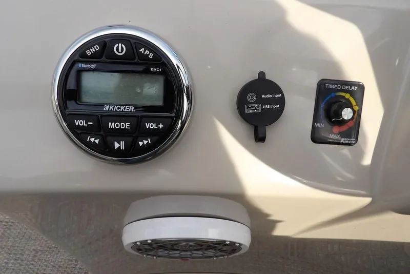 Slide: The Image of 2018 Bennington 23SF boat audio controls with Kicker stereo and USB input. - 43