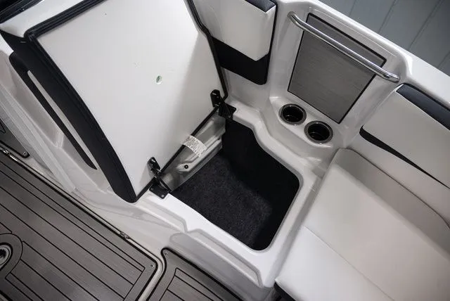 Slide: The Image of Yamaha 222S 2026 - 12