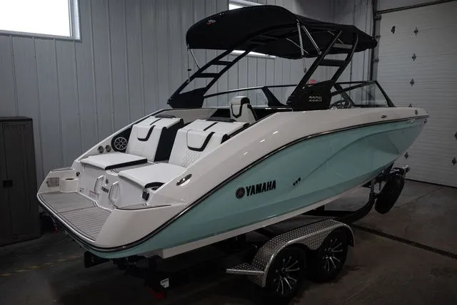 Slide: The Image of Yamaha 222S 2026 - 3