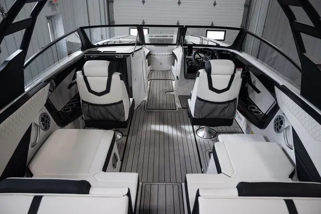 Slide: The Image of Yamaha 222S 2026 - 5