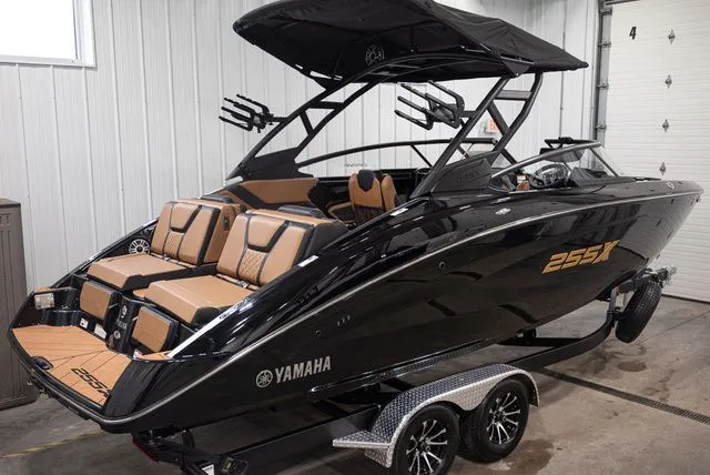 Slide: The Image of Yamaha 255XD 2026 - 3