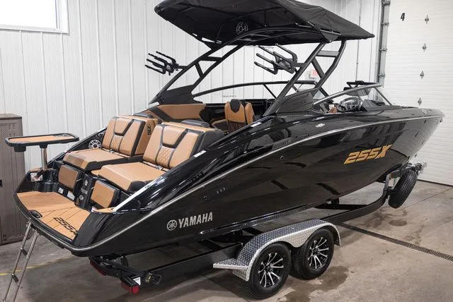 Slide: The Image of Yamaha 255XD 2026 - 4