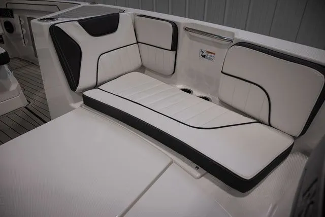 Slide: The Image of Yamaha 222 FSH Sport E 2026 - 13