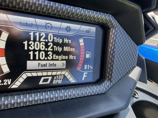 Slide: The Image of Yamaha WaveRunner FX Cruiser HO 2021 display showing fuel and trip data. - 8